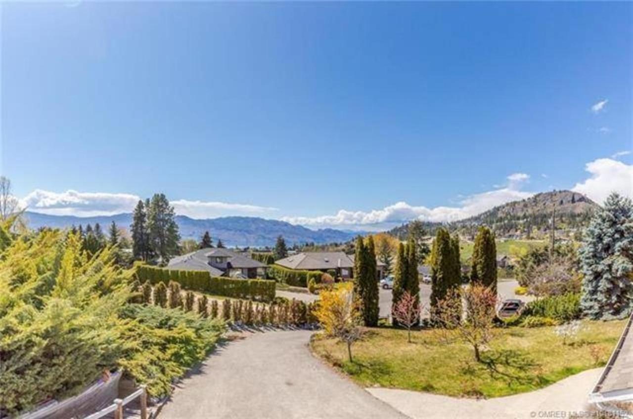 Rodee Homestay West Kelowna Exteriör bild