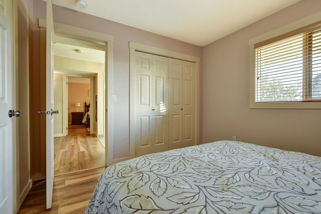 Rodee Homestay West Kelowna Exteriör bild