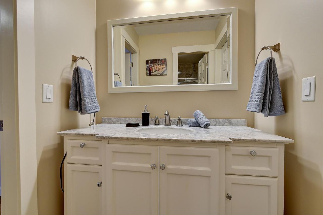 Rodee Homestay West Kelowna Exteriör bild